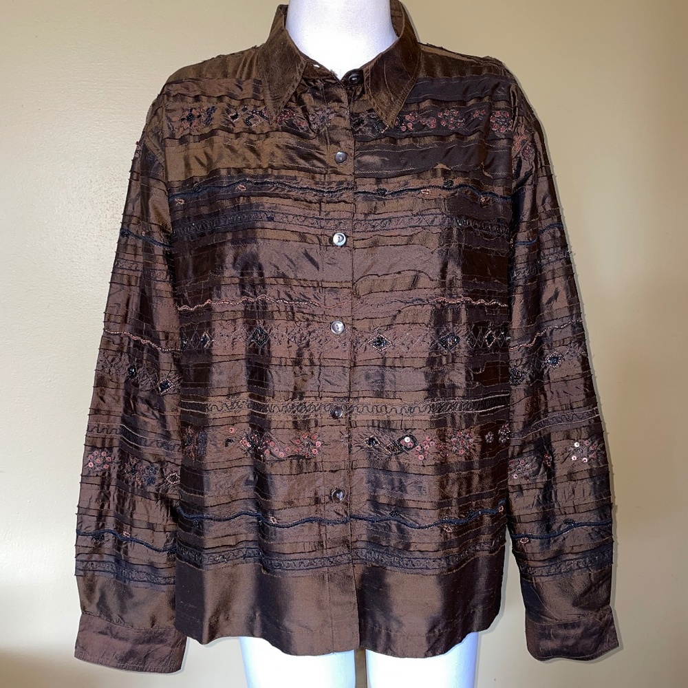 Chico's Design Embroidered Sequin 100% SILK Tan Beige Brown Lightweight Jacket